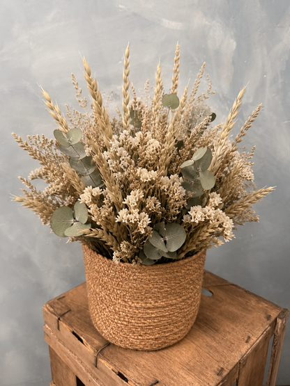 Cesto mediano de flores secas y preservadas · Personalizable